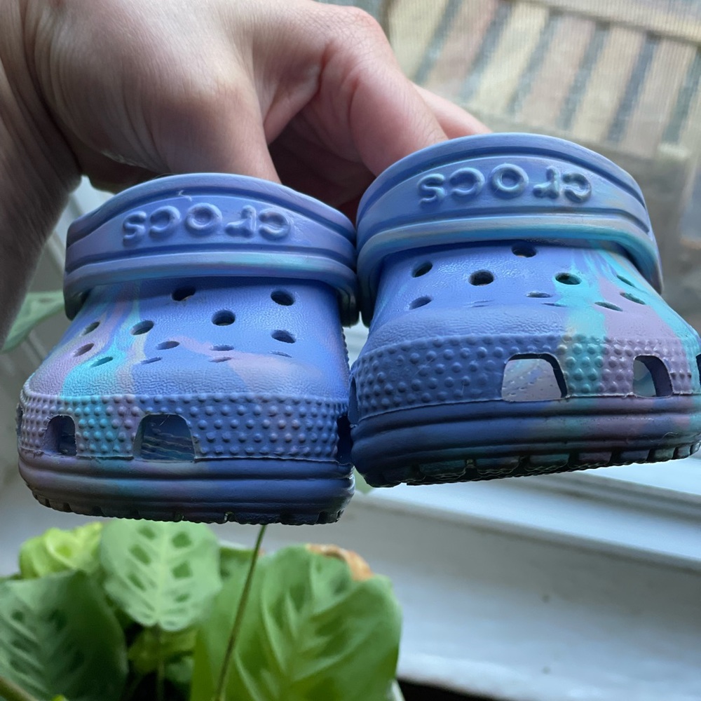 Toddler crocs. Size 6